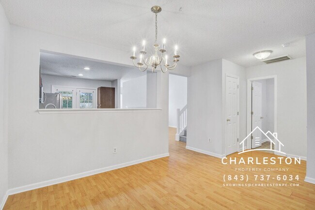 Building Photo - 230 Darcy Ave