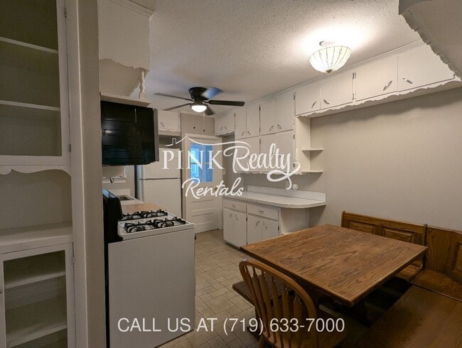 Building Photo - 504 N 18th St