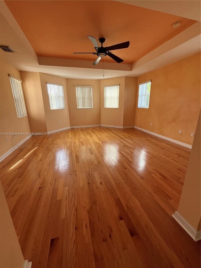 Building Photo - 9140 SW 153rd Ave