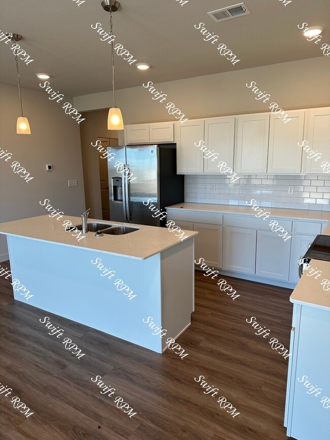 Building Photo - 12428 S Parkwood Ln