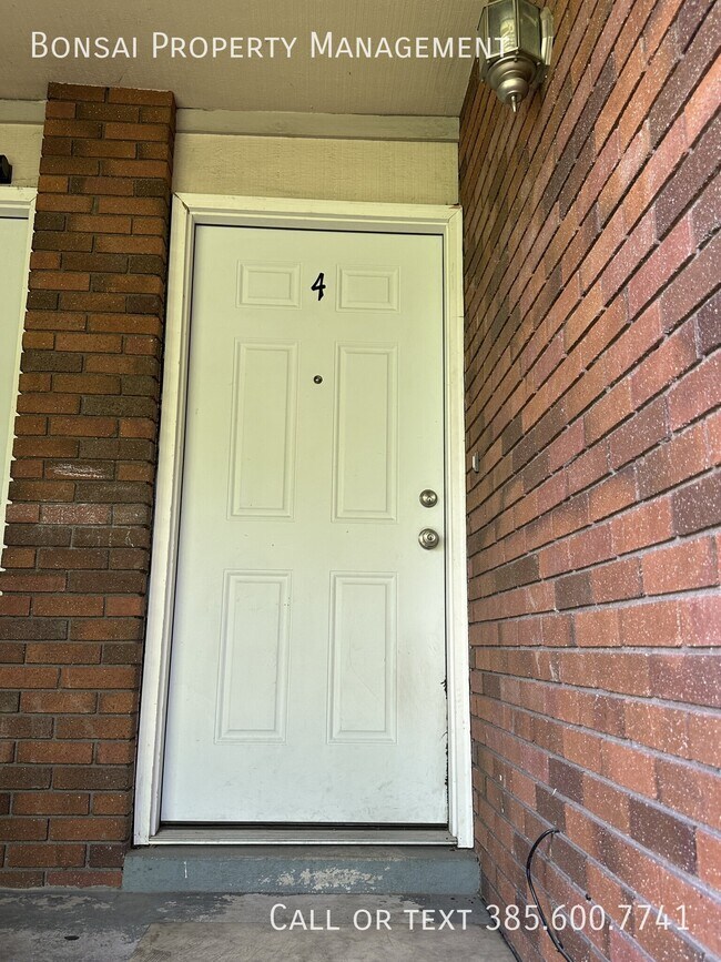Building Photo - 1786 S 600 E
