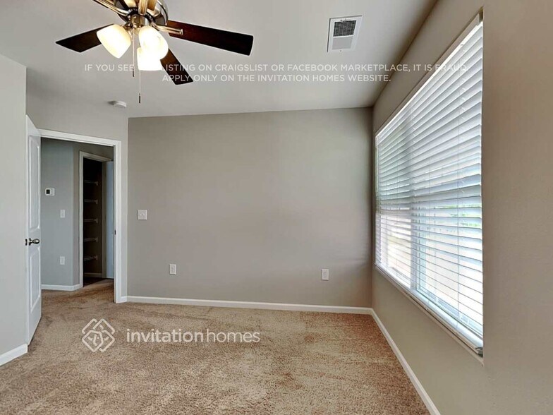 Building Photo - 589 Belcaro Dr
