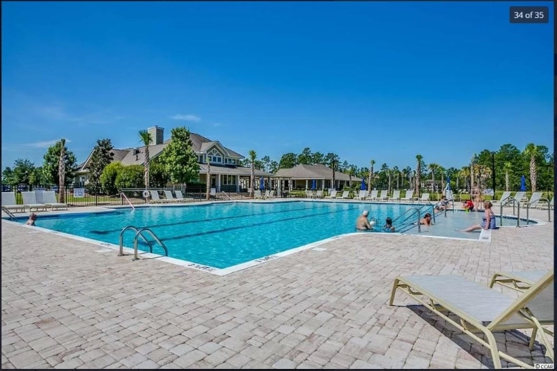 Building Photo - 5527 Redleaf Rose Dr