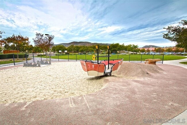 Building Photo - 10543 Avenida Olinda