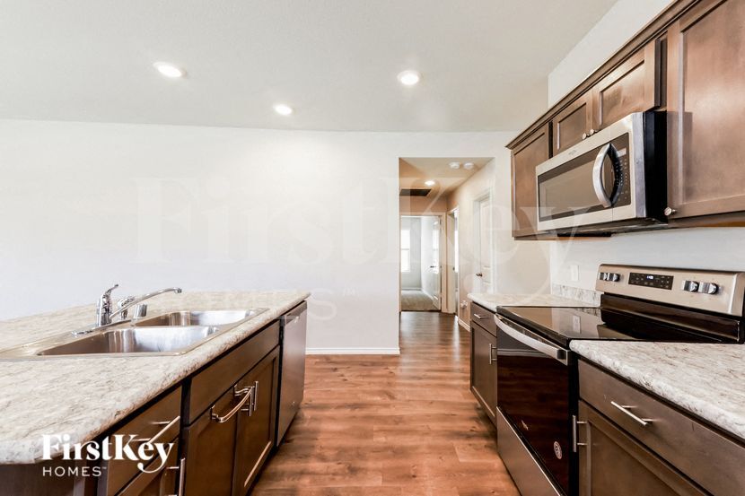 Building Photo - 312 Wilson Way