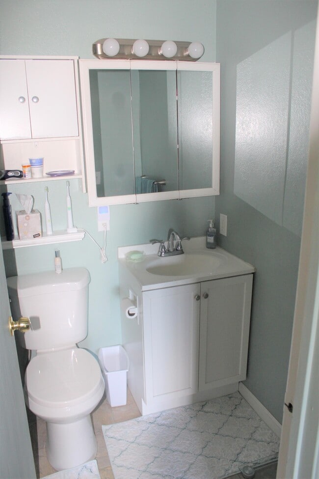 Building Photo - 1200 T A Riordan