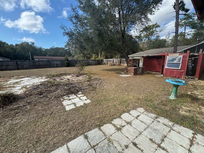 Building Photo - 1366 N Merlin Terrace