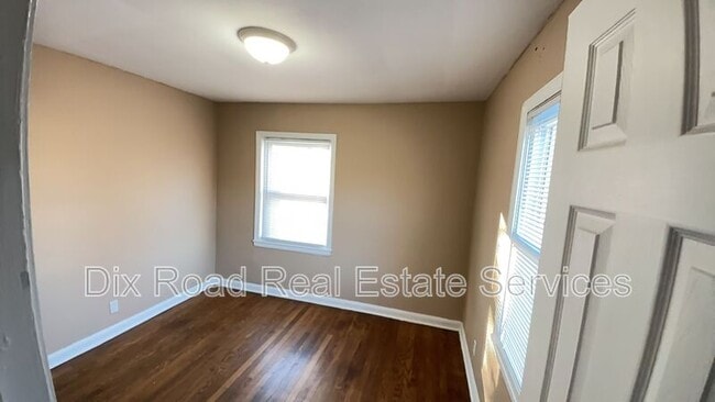 Building Photo - 177 Thomas Blvd