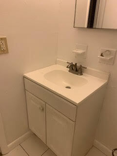 Building Photo - 4203 Clarinda St