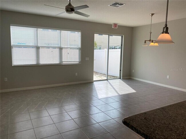 Building Photo - 5116 Adelaide Dr