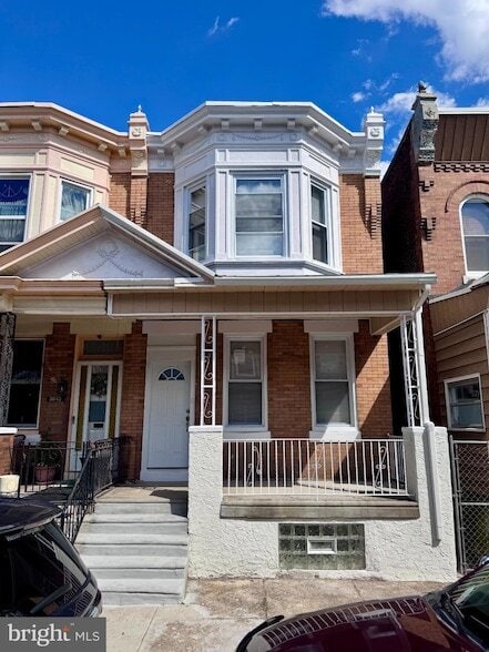 Building Photo - 3841 N Sydenham St