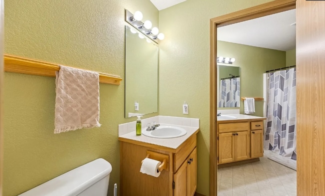 Building Photo - Beautiful 2 Bedroom, 2 Bath Bridlewood Rambler with Modern Upgrades in Tumwater