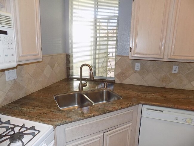 Building Photo - Beautiful Rancho San Diego Condo In Reming...