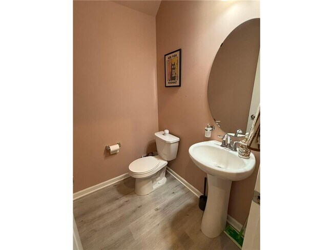 Building Photo - 8055 Arrowwood Ln N