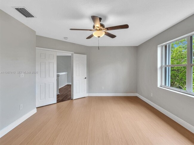 Building Photo - 1498 SW 106th Ave