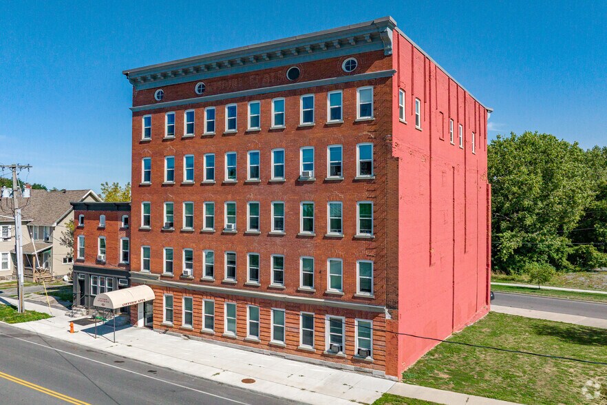 Building Photo - City View Apartments