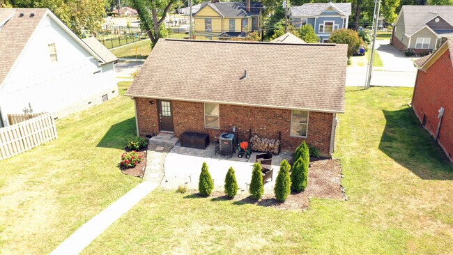 Building Photo - 314 N 2nd St