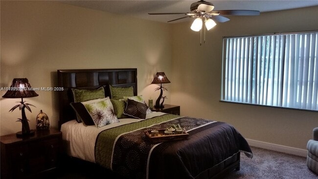 Building Photo - 275 Seabreeze Cir
