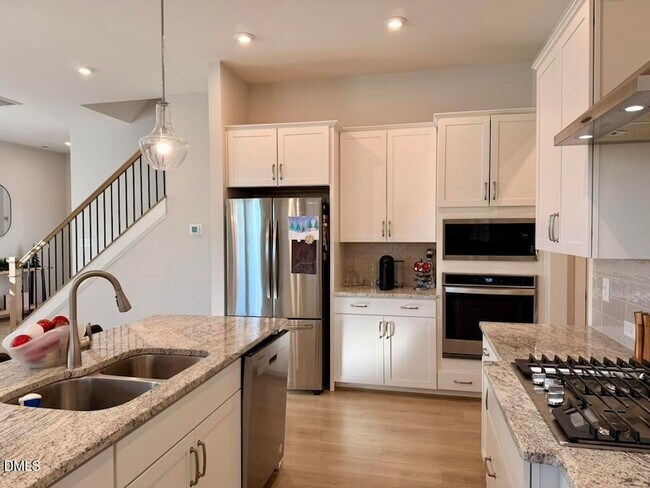 Building Photo - 52 Comfort Ct