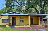 Building Photo - 3 Bedroom, 1 Bath House for rent in Lakeland *Move-In Special*