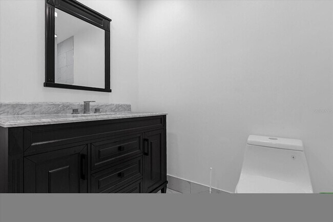 Building Photo - 2580 Grassy Point Dr