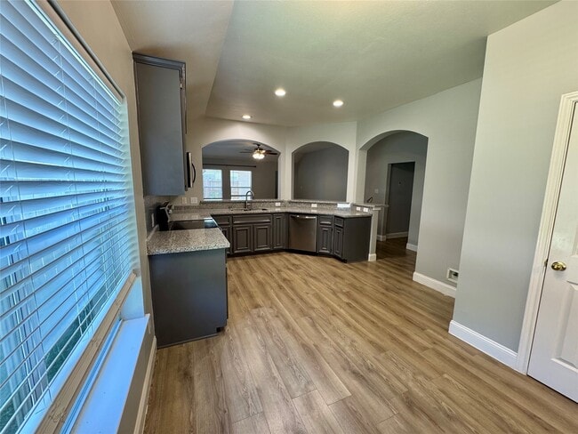 Building Photo - 1403 Waterside Village Drive