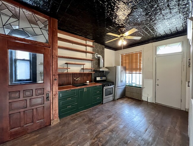 Building Photo - 2326 S Millard Ave