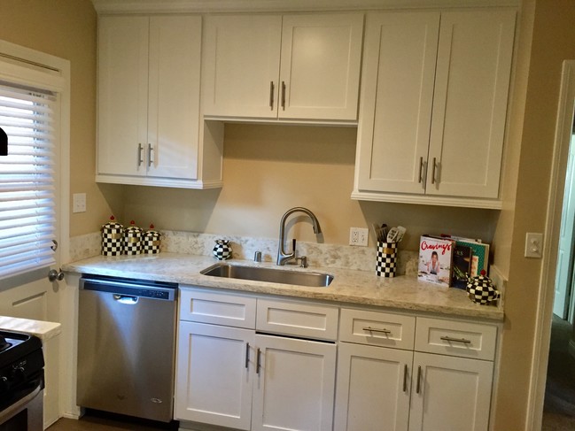 Kitchen - 457 Oak St