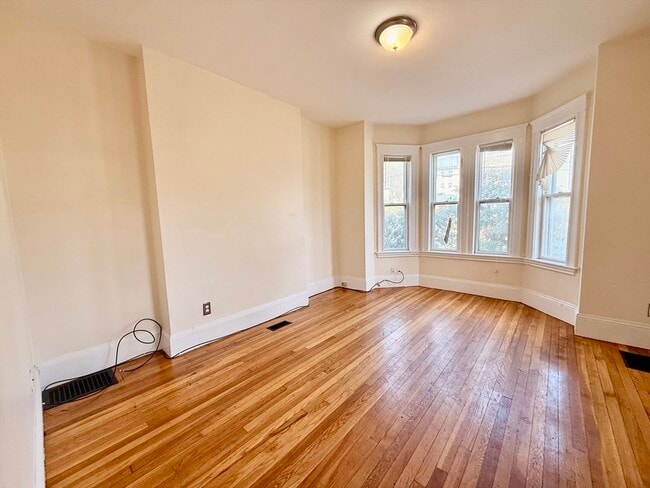 Building Photo - 81 South St