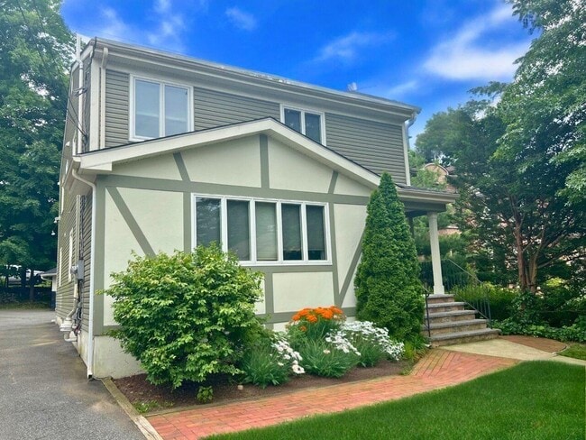 Primary Photo - 45 Garfield Pl
