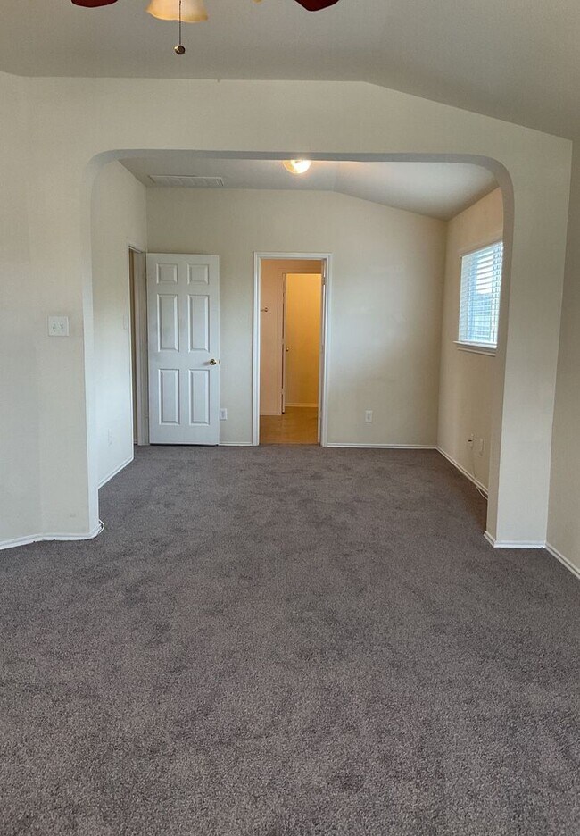 Building Photo - 4302 Cessnock Dr