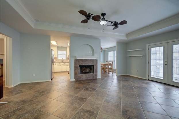 Building Photo - 14905 Dasmarinas Dr