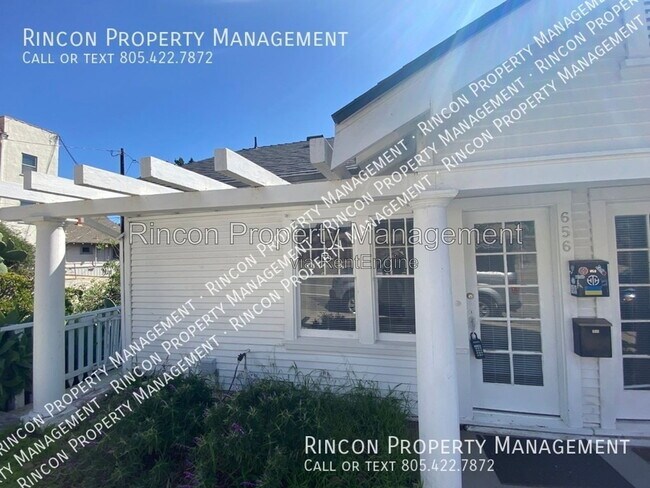 Building Photo - 658 Poli St