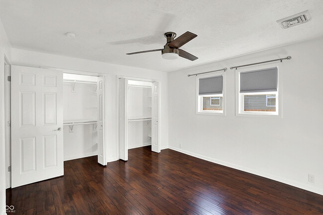 Building Photo - 301 W Pierce St