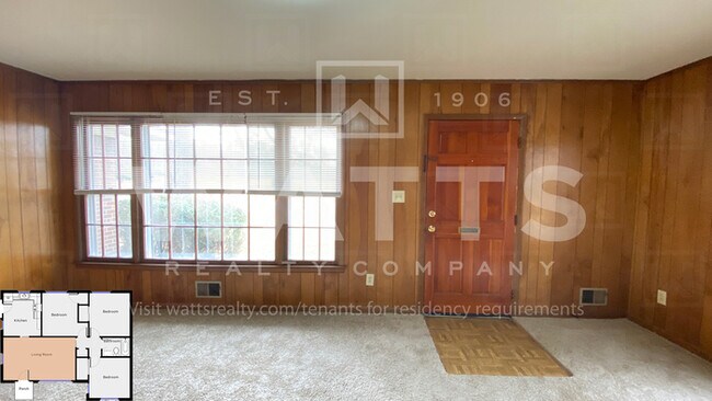 Building Photo - 3 Bedroom Duplex Apartment in Columbiana, AL