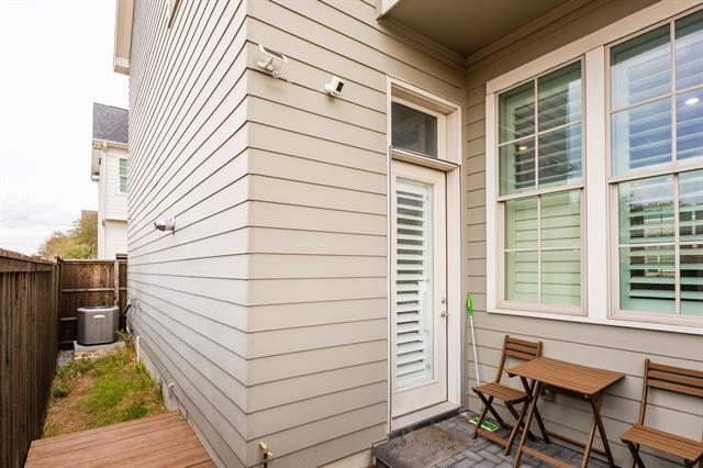 Building Photo - 1701 Millsap Ln