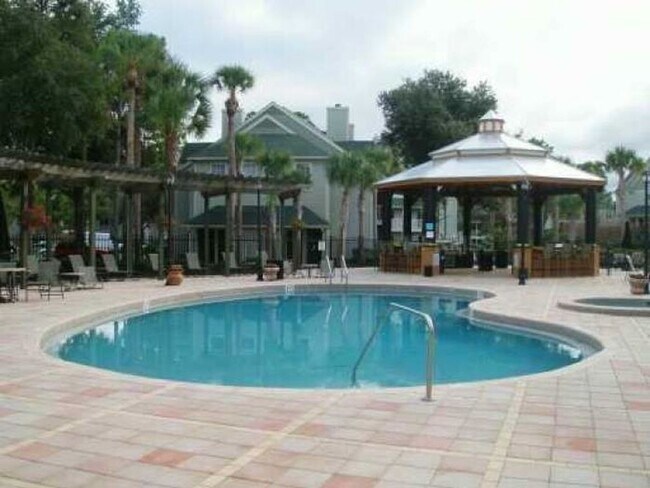 Building Photo - 5956 Westgate Dr