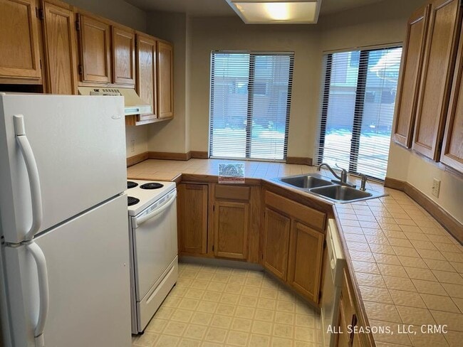 Building Photo - 4145 Autumn Heights Dr