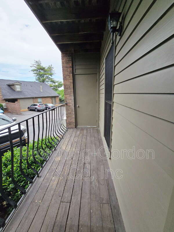 Building Photo - 503 Sloan Rd