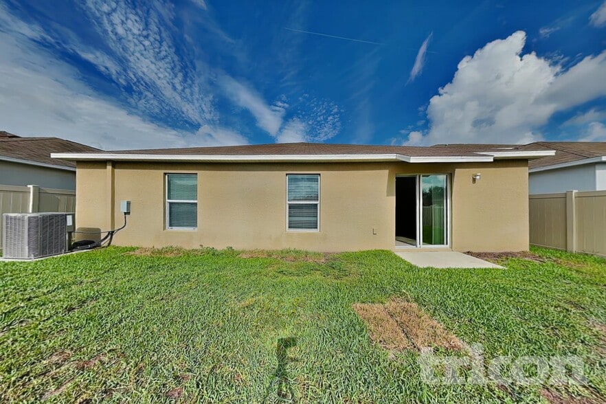 Building Photo - 10410 Fairy Moss Ln