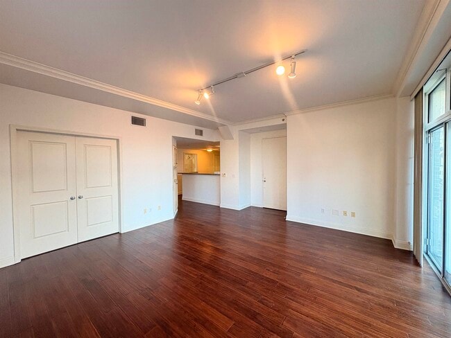 Building Photo - 127 Madison Ave