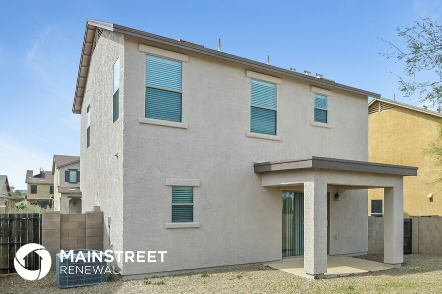 Building Photo - 7041 S Ladys Thumb Ln
