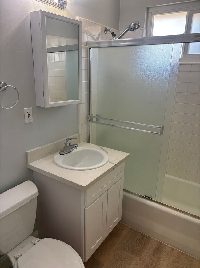 Building Photo - PET FRIENDLY 3 BED/1 BATH in Palo Alto Available Now