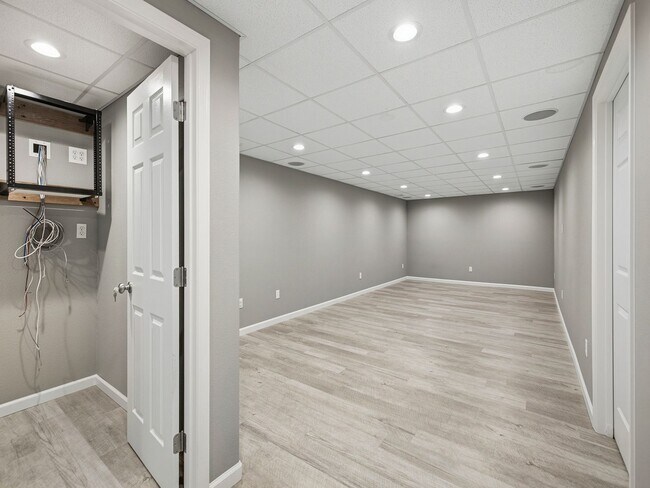 Building Photo - Modern Cheyenne Convenience | 3 Bed Home with Bonus Living Space Near Downtown & I-25