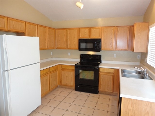 Building Photo - 12734 W Sweetwater Ave