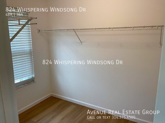 Building Photo - 824 Whispering Windsong Dr
