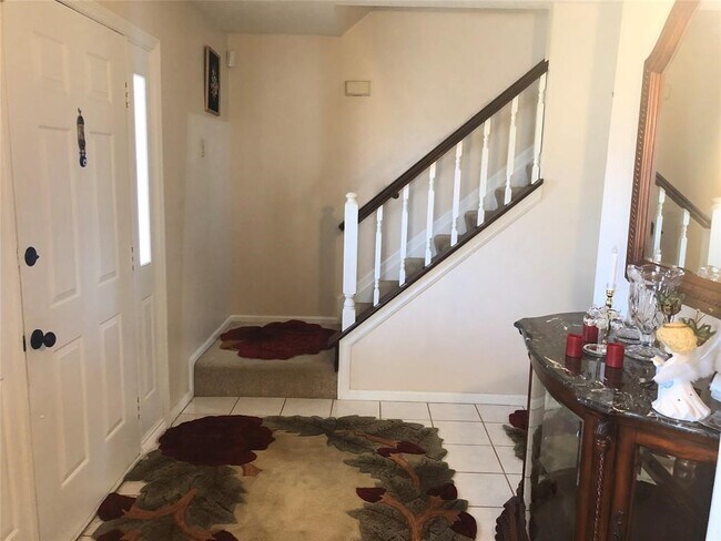 Building Photo - 806 Island Meadow Ct