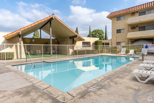 Building Photo - CASA COLIMA APARTMENTS