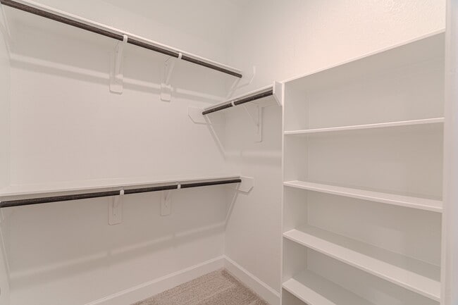 Building Photo - 15910 Mahogany Mist Dr