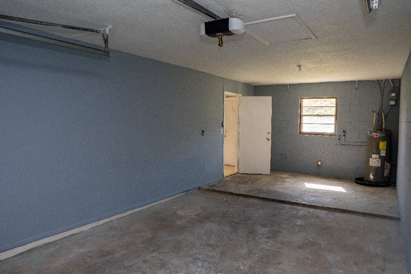 Building Photo - 434 W 17th St